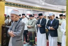 Bupati Seluma Bersama Forkopimda Laksanakan Shalat Idul Fitri 1447 H di Masjid Baitul Falihin