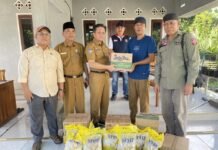 Pemkab Bengkulu Tengah Salurkan Bantuan Sembako untuk Korban Banjir