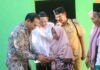 Bupati Teddy Rahman Serahkan Kunci Rumah RTLH dan Sembako untuk Warga Penago Baru