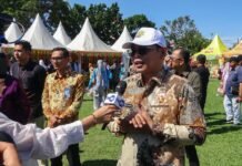 Bupati Teddy Rahman Hadiri Festival Gurita HUT ke-23 Kabupaten Kaur