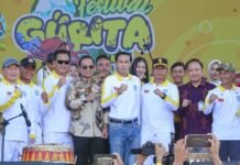 Festival Gurita 2026 Dibuka Meriah, Kaur Promosikan Wisata dan Kuliner Pesisir
