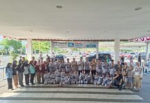 Angkasa Pura Indonesia Bersama Balai Bahasa Bengkulu Bagikan Buku Gratis di HUT ke-81 Kemerdekaan RI