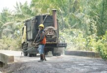 Jalan Tanggul Rawa Makmur Kini Mulus, Warga: 10 Tahun Kami Menunggu