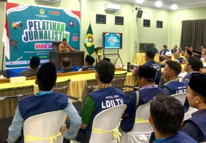 pelatihan-jurnalistik-ldii-bengkulu-etika-bermedia-sosial