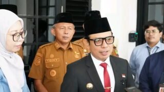 Pemkot Bengkulu Bahas Penguatan BPRS Fadilah Bersama OJK