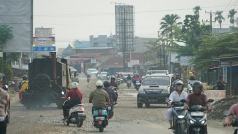 Atasi Banjir Rawa Makmur, Pemprov Bengkulu Gelontorkan Rp20 Miliar untuk Perbaikan Jalan
